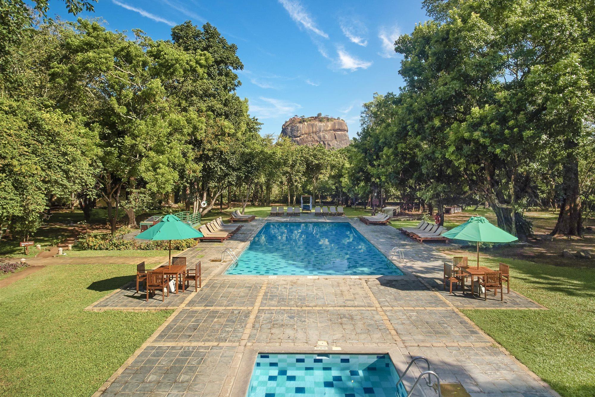 Hotel Sigiriya Exterior foto Sigiriya Hotel