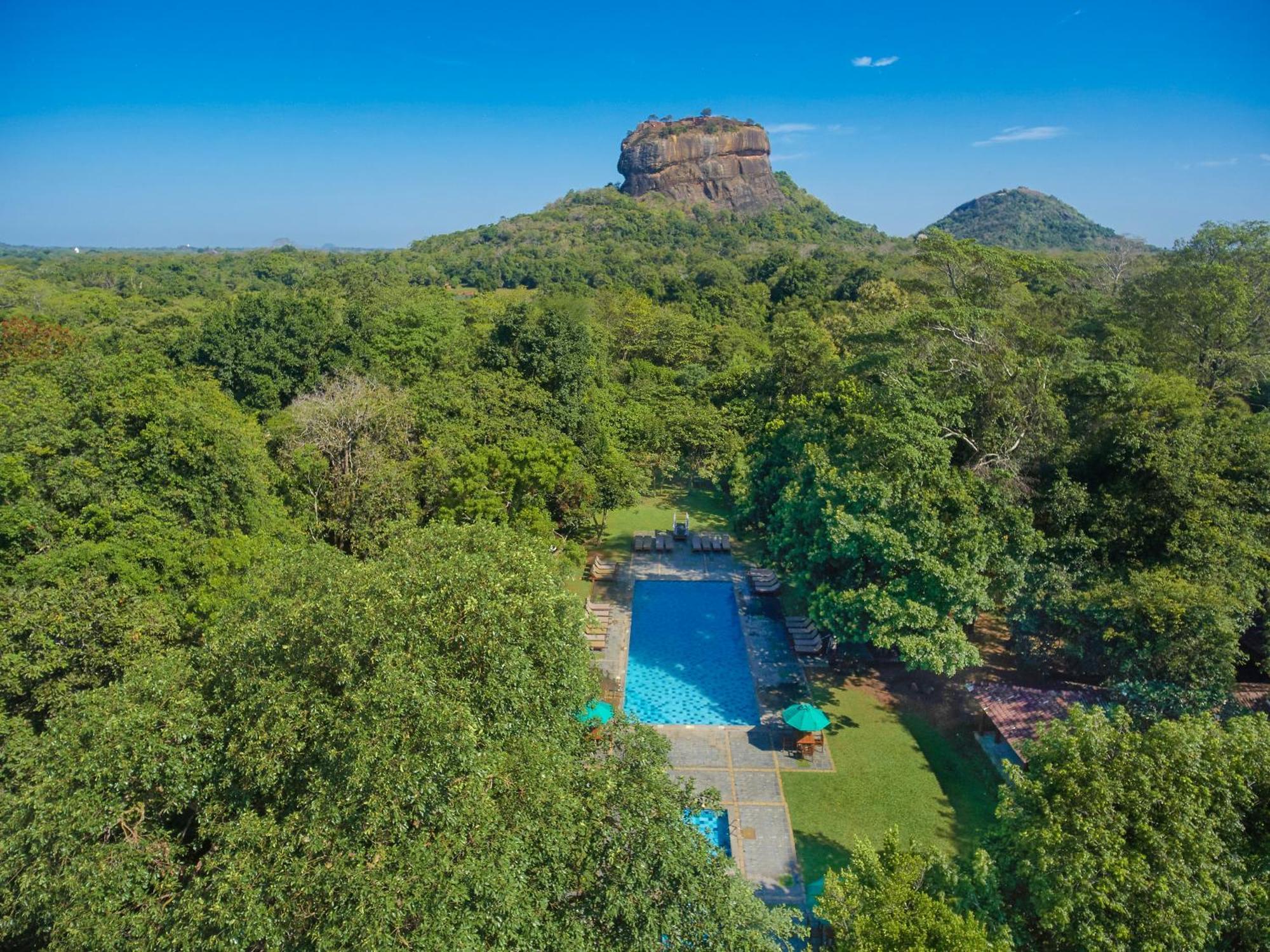Hotel Sigiriya Exterior foto